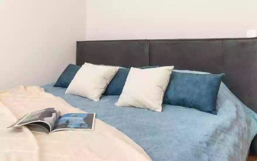 Пионерский, Комсомольская 77