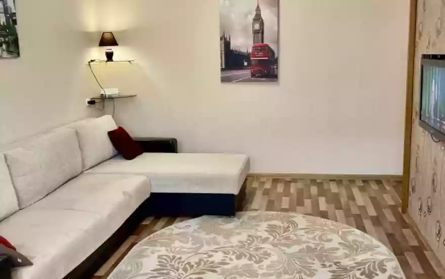 улица Барташова, 15