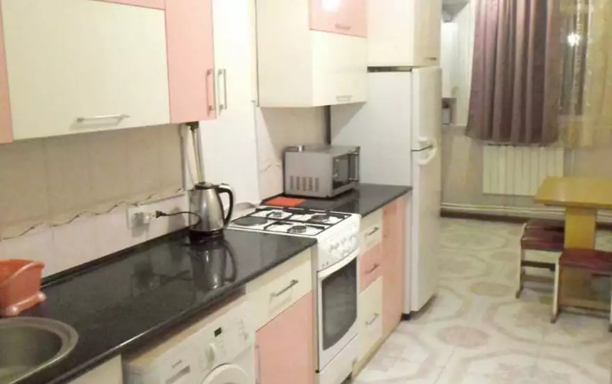 площадь Сахарова, 10