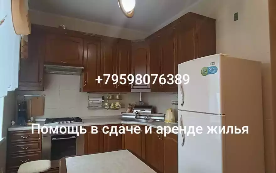 площадь Героев ВОВ, 1 