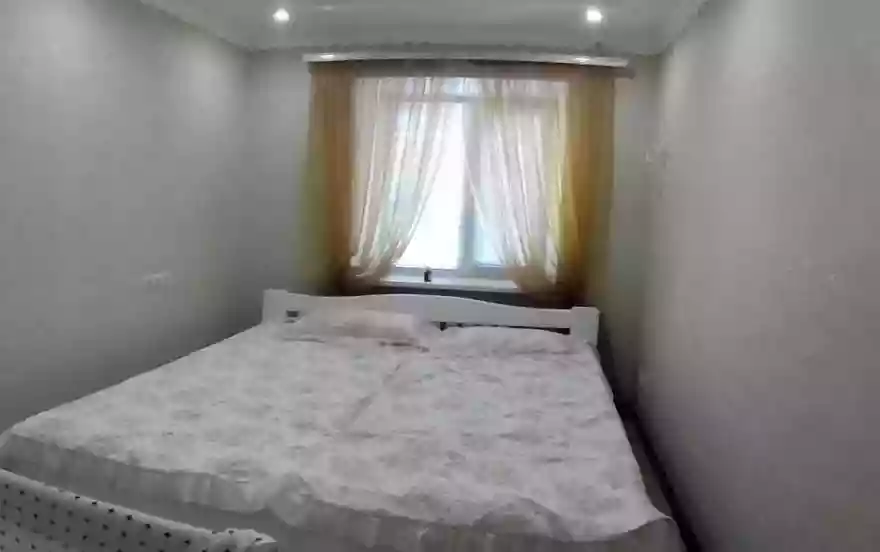 проспект Ленина, 8