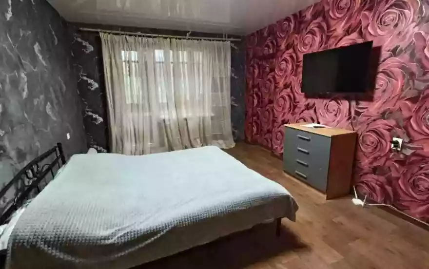 улица Челюскинцев, 271