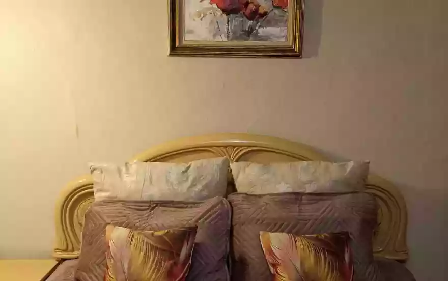 Скоморошинская улица, 1