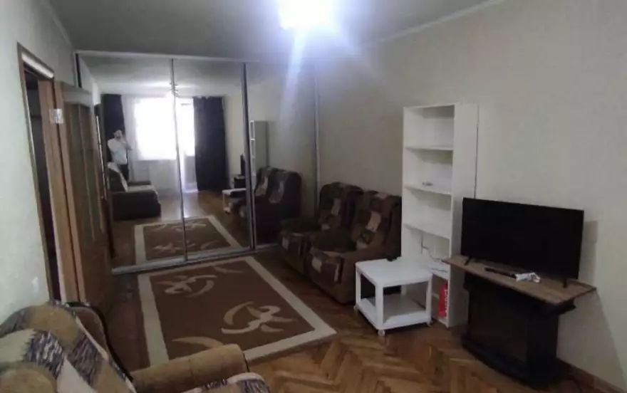 проспект Строителей, 115 