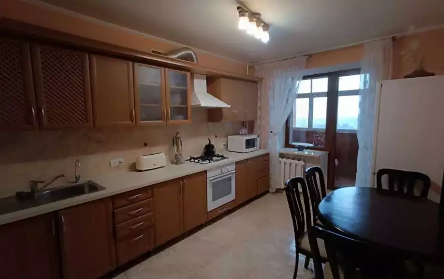 проспект Ленина, 98