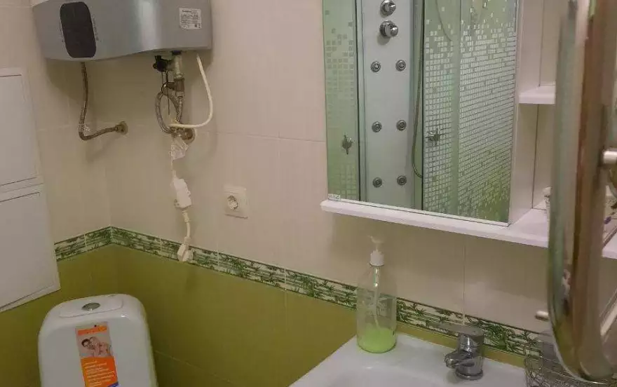 бульвар Богдана Хмельницкого, 20 