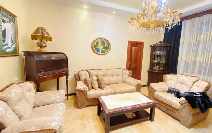 ул. Таманяна, 1