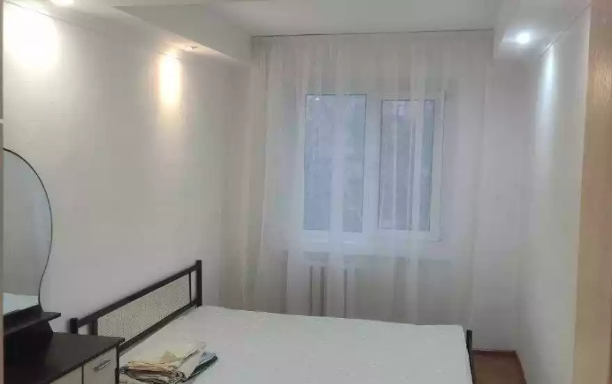 Солнечный квартал, 28