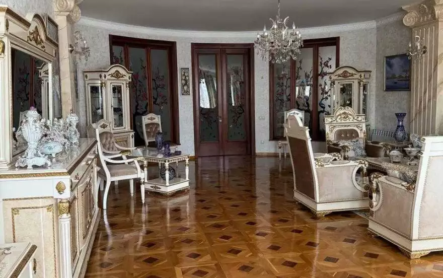 ალ. ყაზბეგის ქუჩა 7