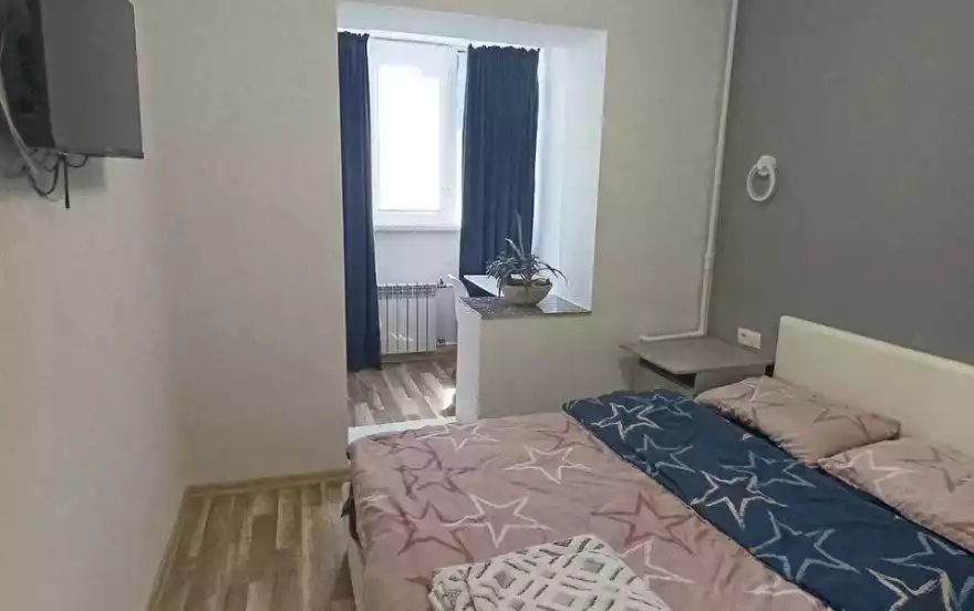 проспект Ленина, 100 