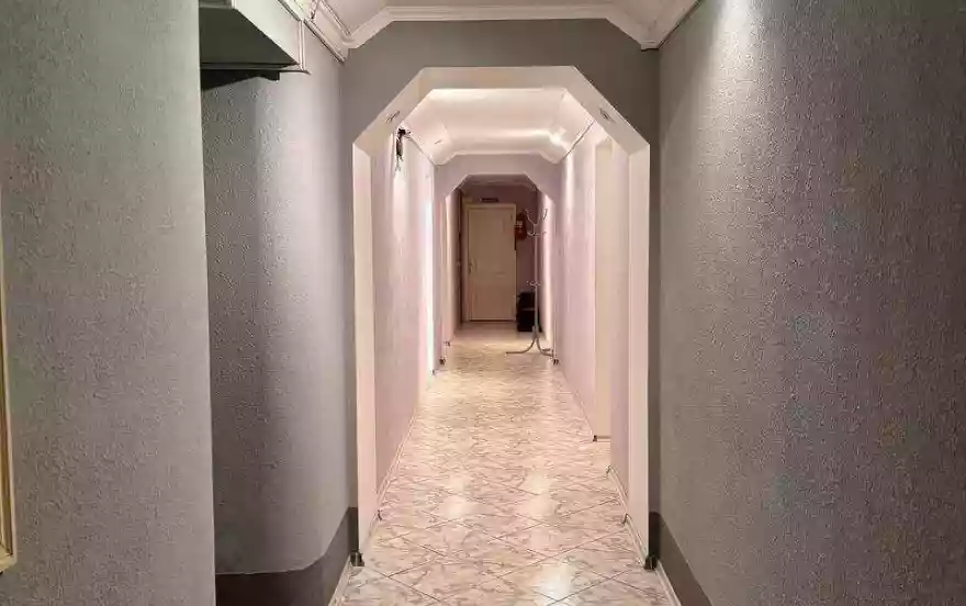 квартал Якира, 6