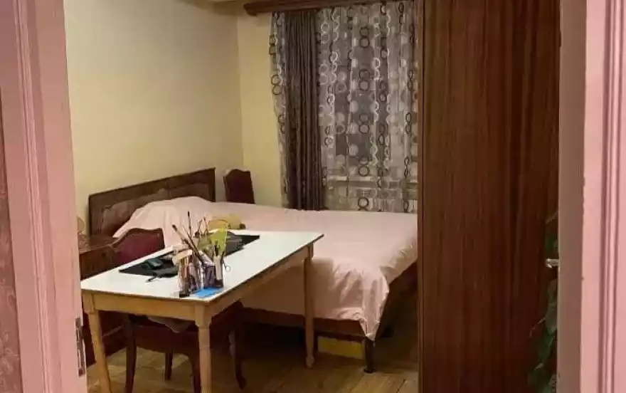 ул. Адонца, 10