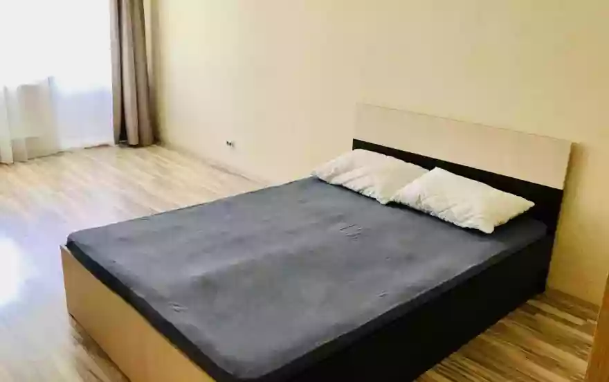 Красногеройская улица, 109