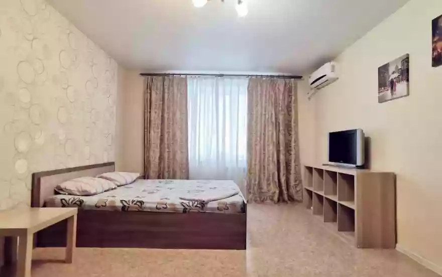 Томашевский тупик, 16