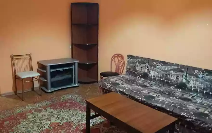 кв. Ленинского комсомола, 6