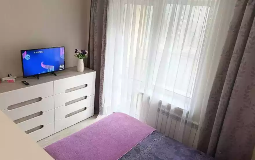 бульвар 30-летия Победы, 42