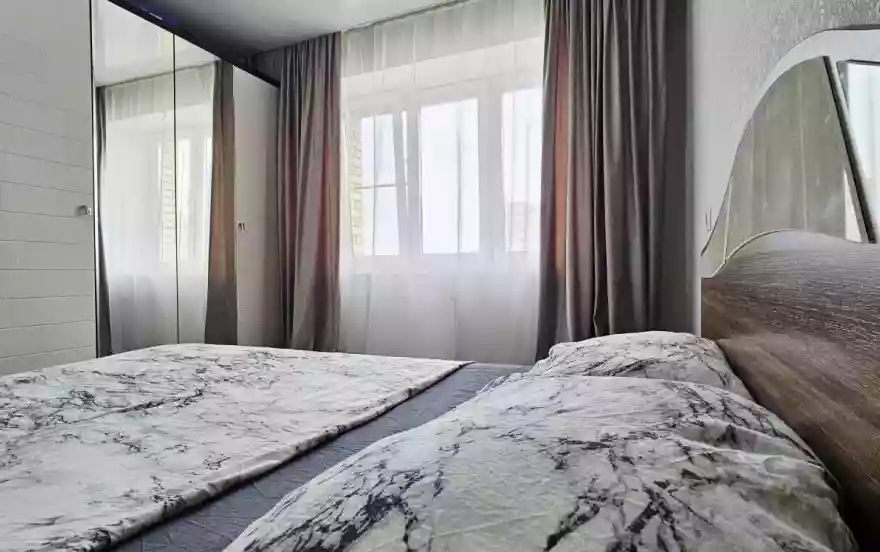 проспект Тракторостроителей, 70