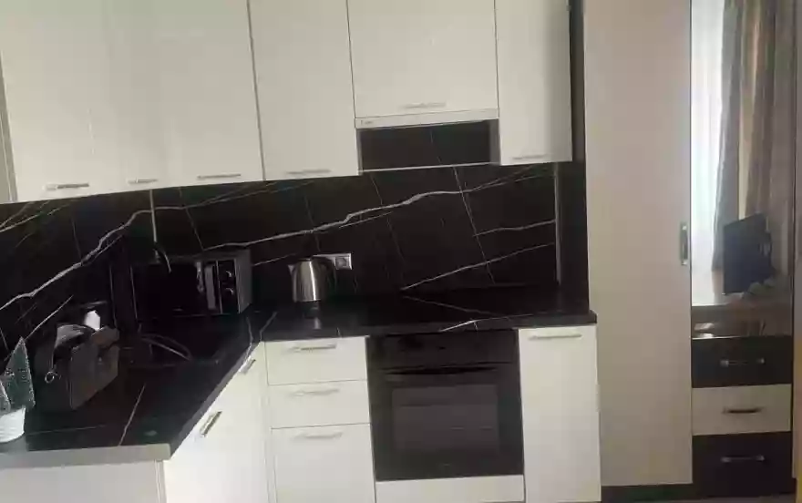 Спасский бульвар, 1