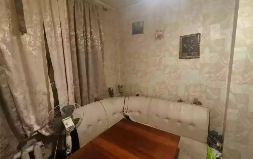 квартал Героев Сталинграда, 6