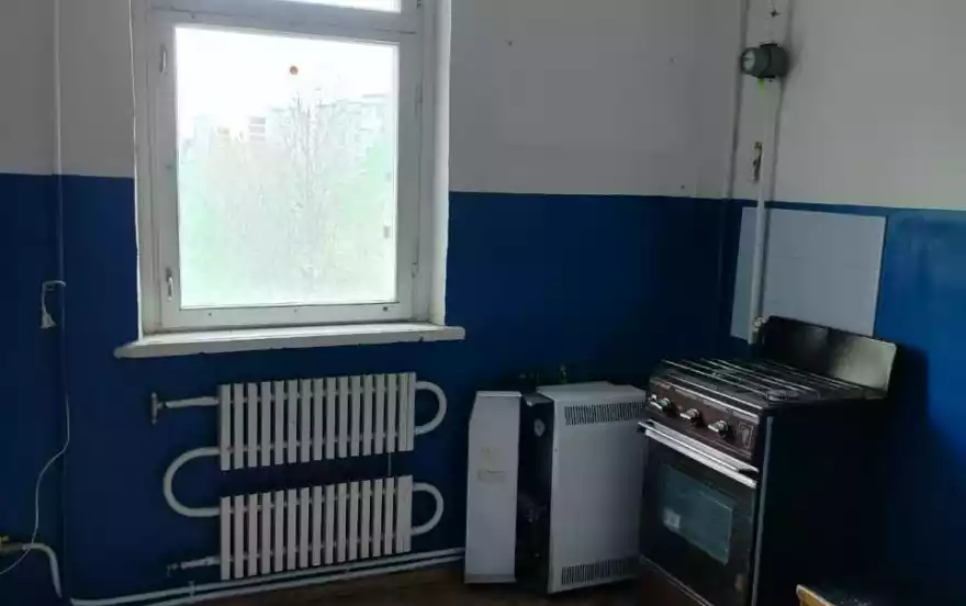 кв. Мирный, 1