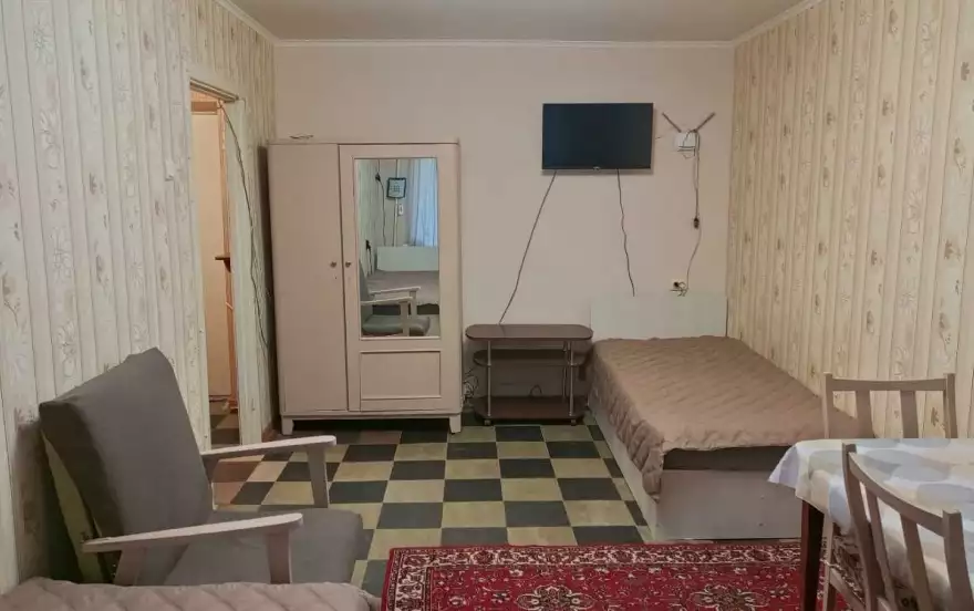 квартал 50 лет Октября, 28