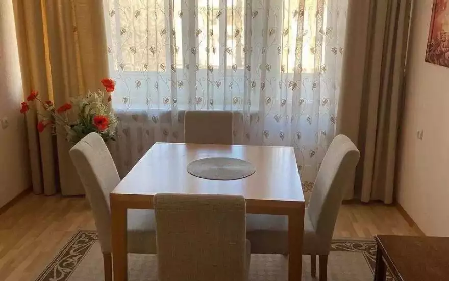 улица Луначарского, 1б 