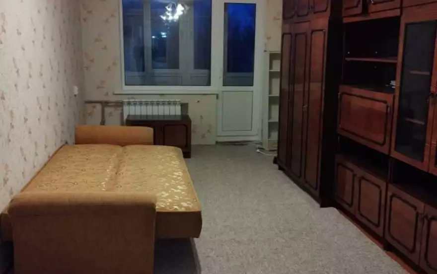 квартал Комарова, 5