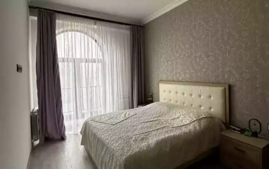1 переулок Хоренаци, 20