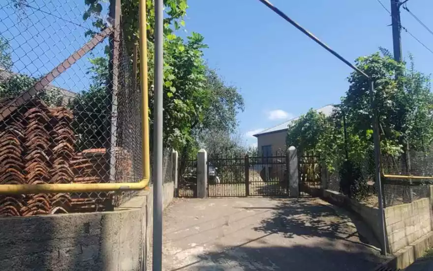 მუხაესტატე 1