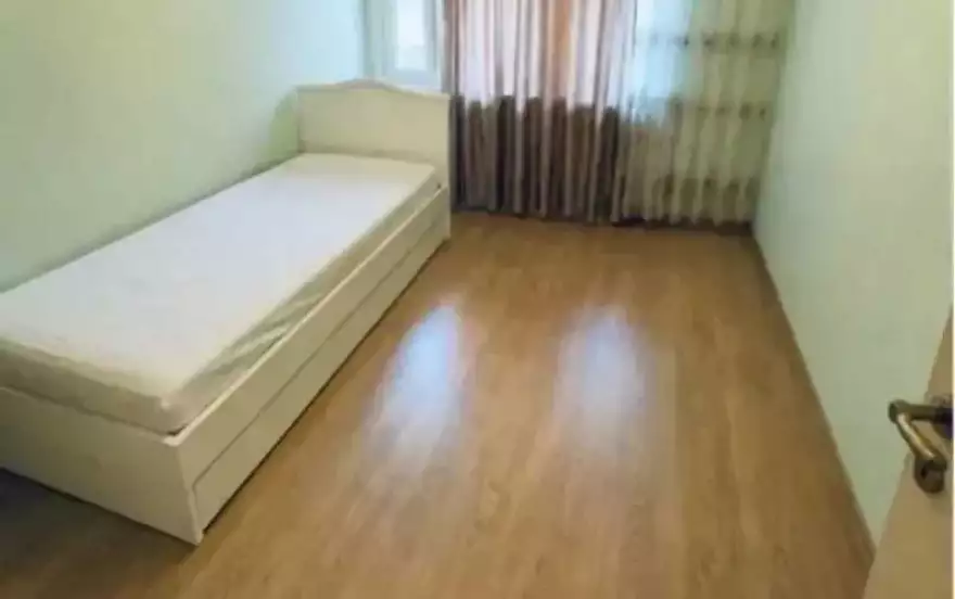 ул. Себастия, 24