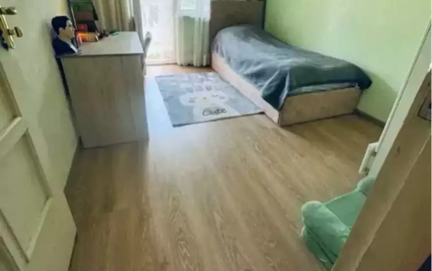 ул. Себастия, 24