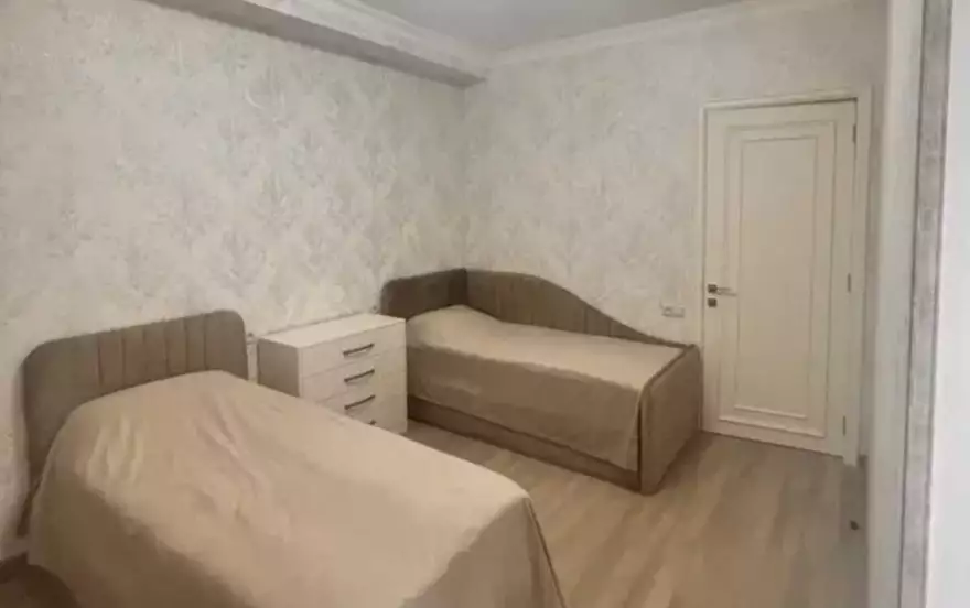 проспект Аршакуняц, 18