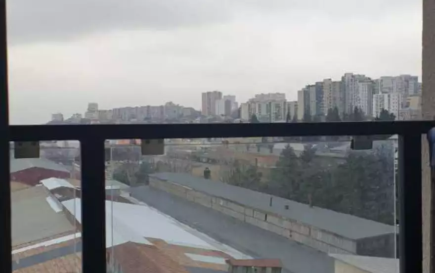переулок Торнике Эристави, 1