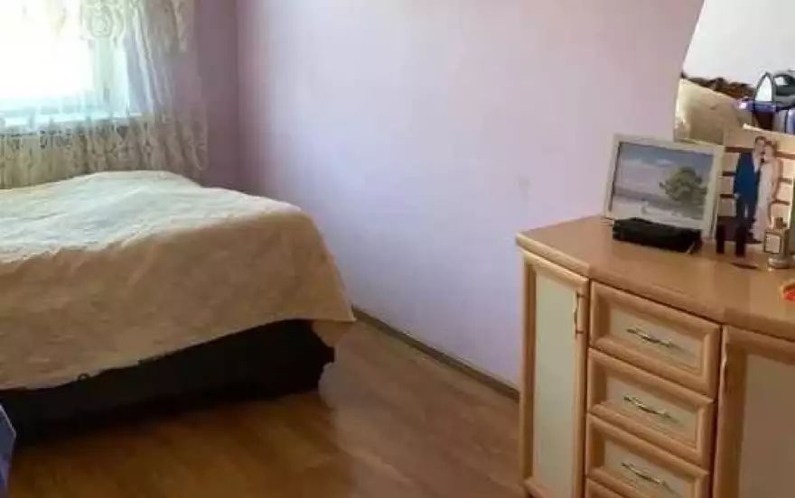 1 переулок Таронца, 4