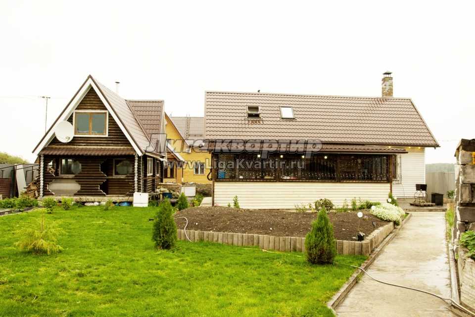 загородные домики на сутки. рабочая 17 коттедж. снять домик в новосибирске на сутки недорого. коттеджи в новосибирске. дом с бассейном новосибирск.