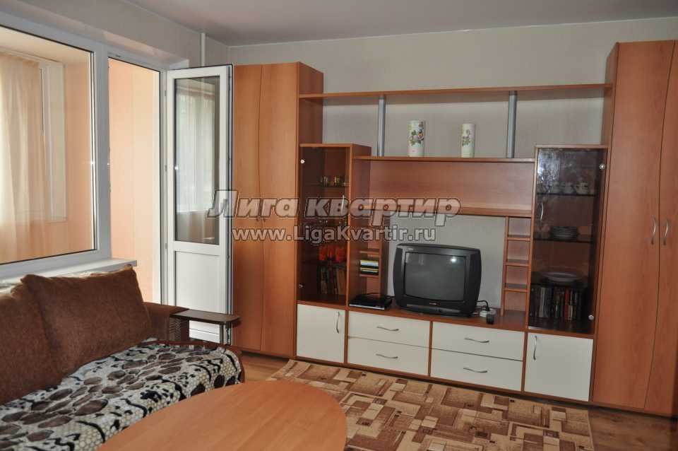 Сниму комнату в кировском районе екатеринбург. Квартира возле мед колледжа. Квартиры 1 комната екатеринбурге кировский район. Зорге 129/1 новосибирск. Авито омск недвижимость аренда комнаты.