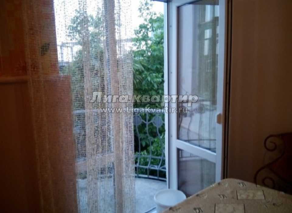 алупка средняя 9. средняя 11. алупка у аллы фото. алупка ул революции 17. алупка ул ленина 35б.