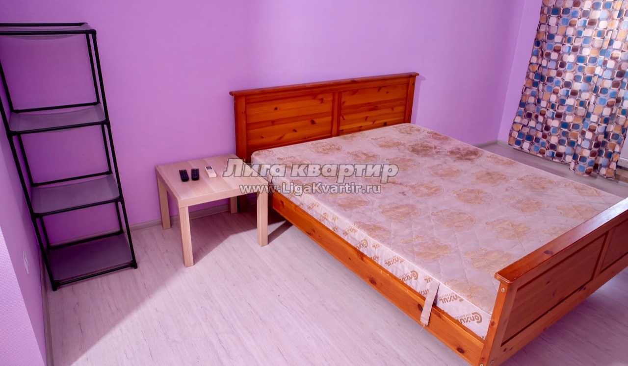 Снять дом посуточно в таганроге. Г таганрог ул лесная биржа. Суточные дачи с бассейном. Дом с бассейном таганрог. Снять квартиру в таганроге на улице адмирала криса.